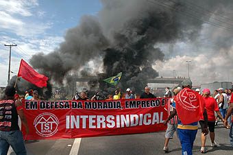  	Fechamento da Anhanguera no sentido interior, no Dia Nacional de Lutas - 30 de março de 2009