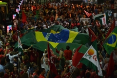 Integrantes de movimentos sociais fazem manifestaÃ§Ã£o por garantia de direitos democrÃ¡ticos no centro de BrasÃ­lia (Fabio Rodrigues Pozzebom/AgÃªncia Brasil)
