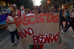 Protesto prÃ³ governo de Dilma Rousseff e contra o impeachment no Rio de Janeiro (RJ), nesta quinta-feira (20). Alessandro Buzas/Futura Press