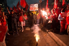 Movimentos sociais realizam manifestaÃ§Ã£o a favor da democracia, em SÃ£o Paulo (Marcelo Camargo/AgÃªncia Brasil)